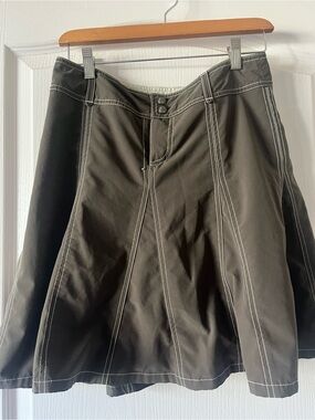 Athleta Olive Green A-Line Skirt with Contrast Stitching
